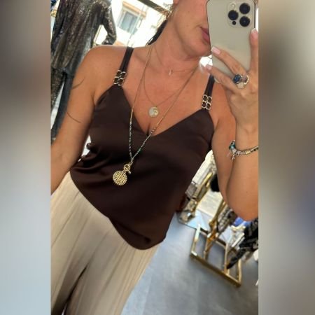 Elegancki Satynowy Top na Cienkich Ramiączkach z Ozdobnymi Klamrami Morgan Made in Italy | Czekoladowy // 6144