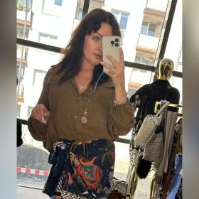 Włoska Bluzka Koszulowa Khaki Mohio’s | Oversize, Zdobione Guziki & Marszczenia – Made in Italy //6131