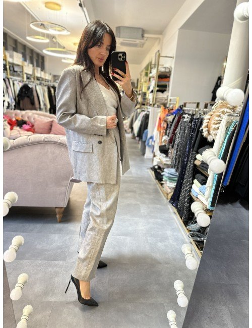 szare, eleganckie spodnie od ViCOLO