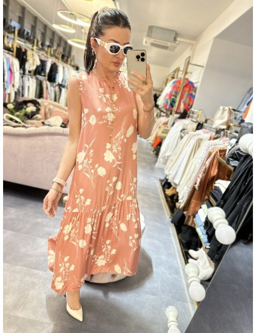Morelowa Sukienka w Kwiaty: Letnia Elegancja na Ciepłe Dni od Taifun
