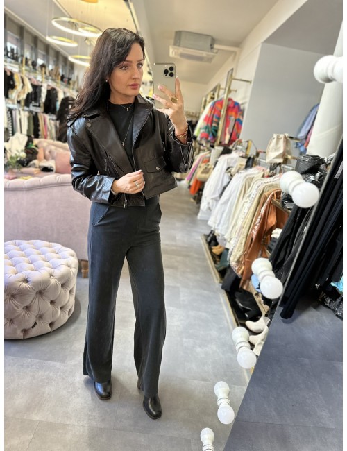 Skórzana kurtka damska - klasyczny design