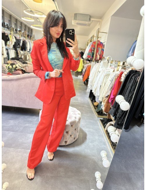 Czerwona marynarka z kieszeniami wiskoza i len od Souvenir // 1053