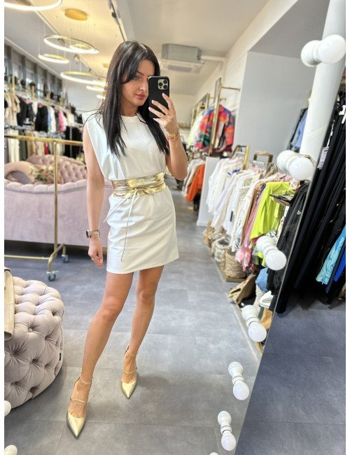 Prosta Sukienka na Co Dzień - Styl i Wygoda w Jednym