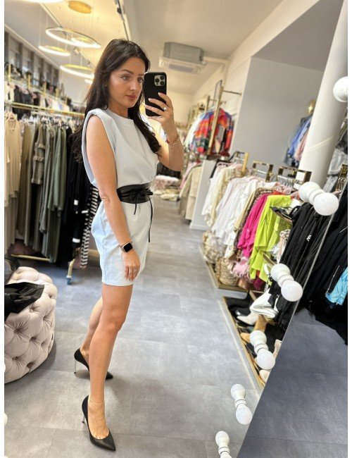 Prosta Sukienka na Co Dzień - Styl i Wygoda w Jednym