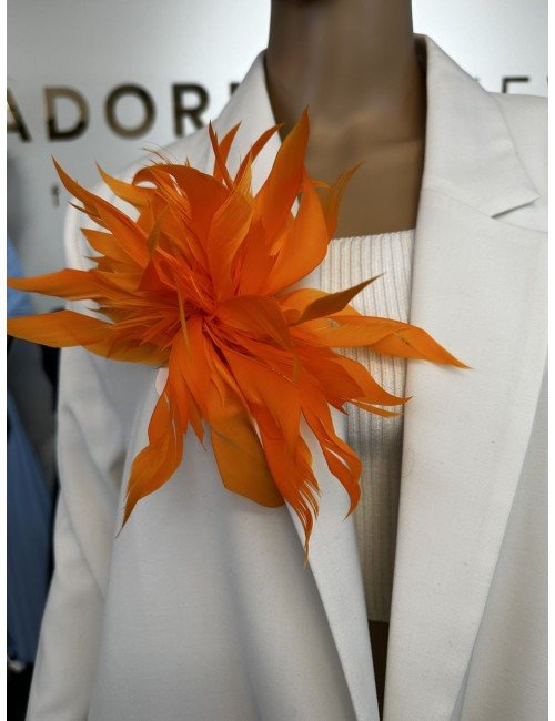 Broszka piórka w dwóch kolorach: pomarańczowym i niebieskim // 1301*