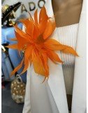 Broszka piórka w dwóch kolorach: pomarańczowym i niebieskim // 1301*