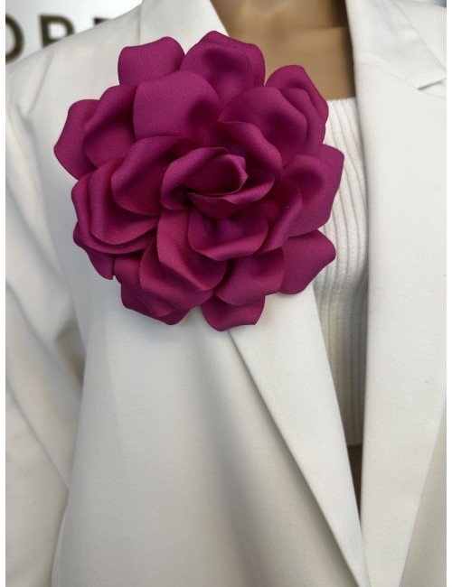 broszka w kształcie kwiatka // 1309*