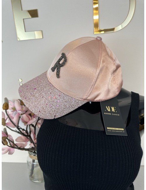 Różowa czapka z daszkiem // 1399