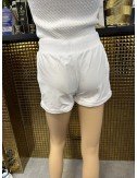 Białe szorty ze ściągaczem w pasie // 1431