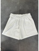 Białe szorty ściągane w pasie // 1432