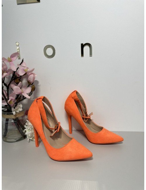 pomarańczowe szpilki // 1608*