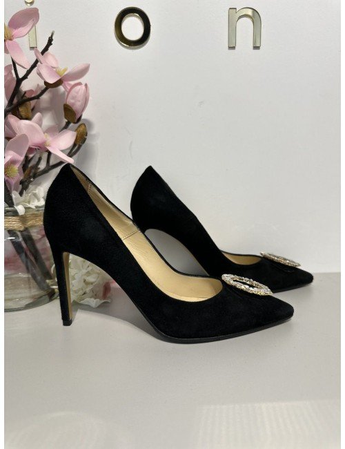 czarne czółenka na szpilce od Spaziomoda // 990*