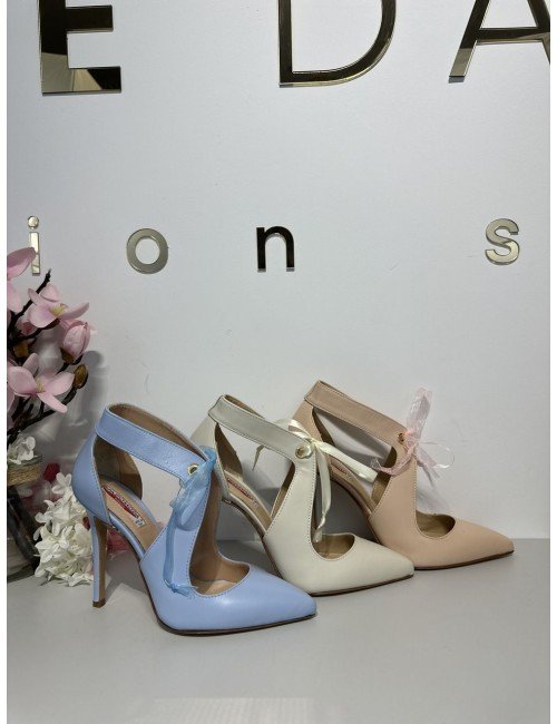 Niebieskie szpilki od SpazioModa // 1615*