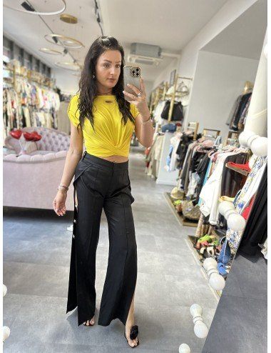 żółta bluzka na krótki ręka od Babylon // 1690