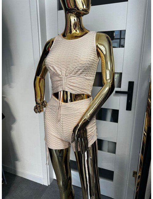 Kremowe spodenki od Ana Caselli // 1797