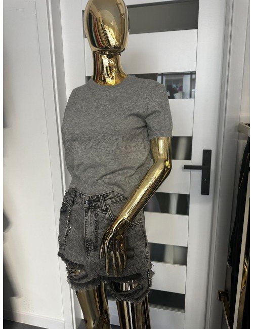 szary sweterek od Imperial // 1805