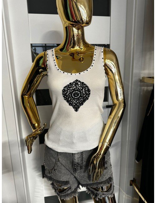 bawełniana biała z czarnymi kamykami // 1860