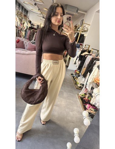 brązowa bluzka na jedno ramię od Lumina // 1911