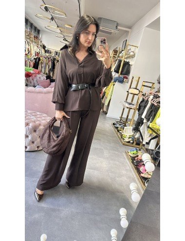 brązowa koszula od Lumina // 1965