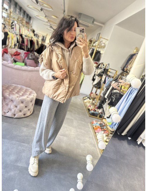 karmelowy bezrękawnik ze złotym ekspresem // 2007