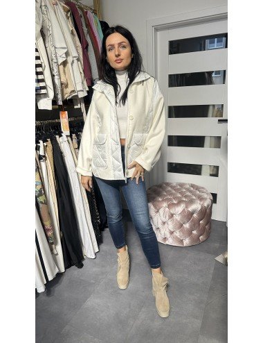 ciepła biała kurtka wełniana // 2103