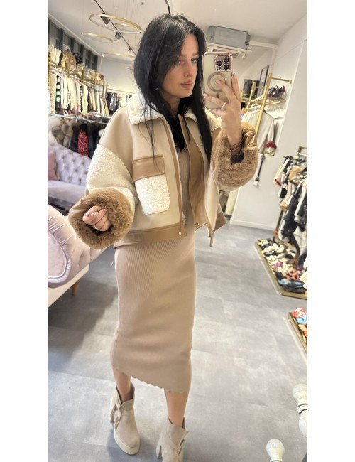 beżowa kurtka // 2142