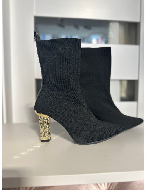 czarne botki na złotym obcasie // 2086*