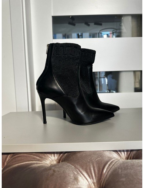 czarne botki na szpilce //2084*