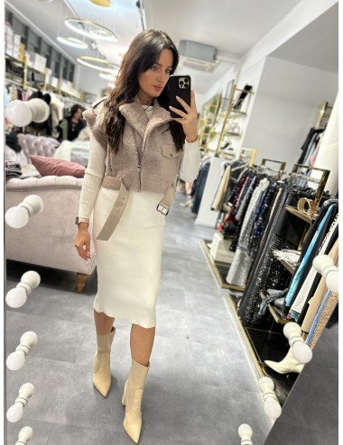 Krótka, naturalna kamizelka // 363