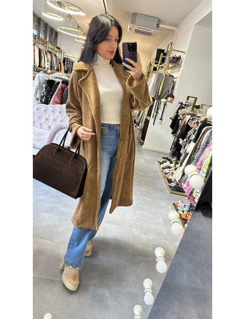 brązowy płaszcz // 2302