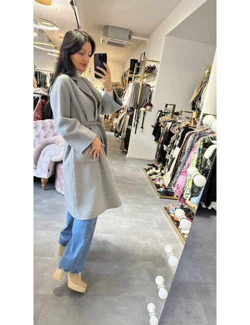 szary płaszcz od HaveOne // 2304