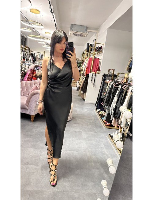 Czarna sukienka od Imperial // 2579