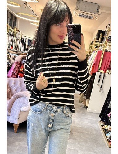 Czarno biały sweterek w paski // 2589