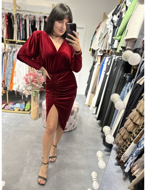 Piękna sukienka z rozcięciem // 2805