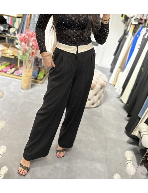 czarne spodnie z luźną nogawką // 2813